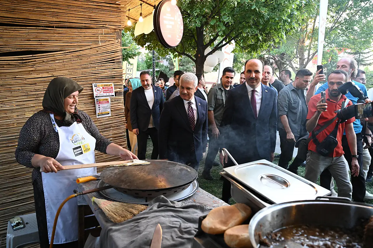 Konya'da lezzet şöleni başladı! 4. GastroFest kapılarını açtı