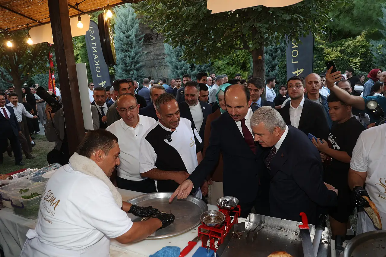 Konya'da lezzet şöleni başladı! 4. GastroFest kapılarını açtı