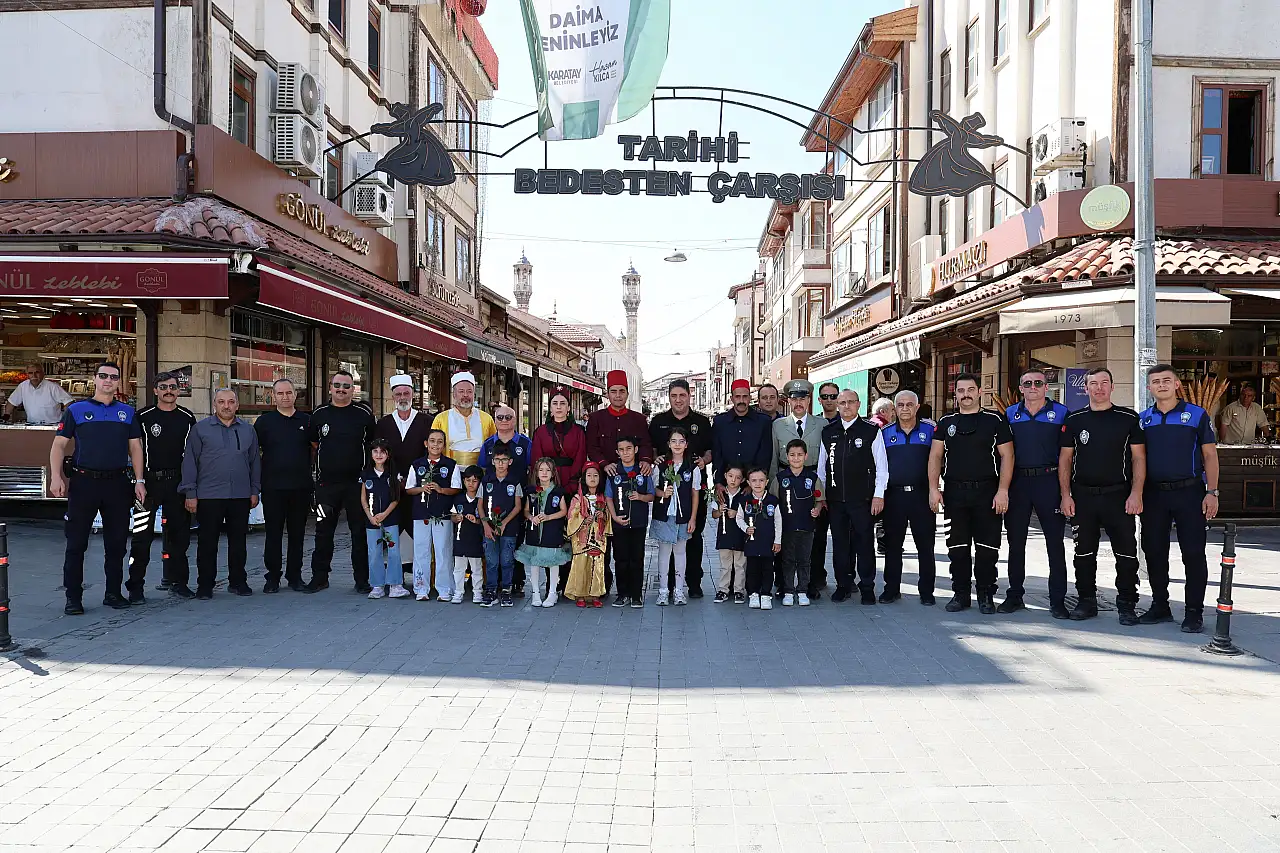 Konya'da zabıtalardan 200. yıla özel renkli kutlama