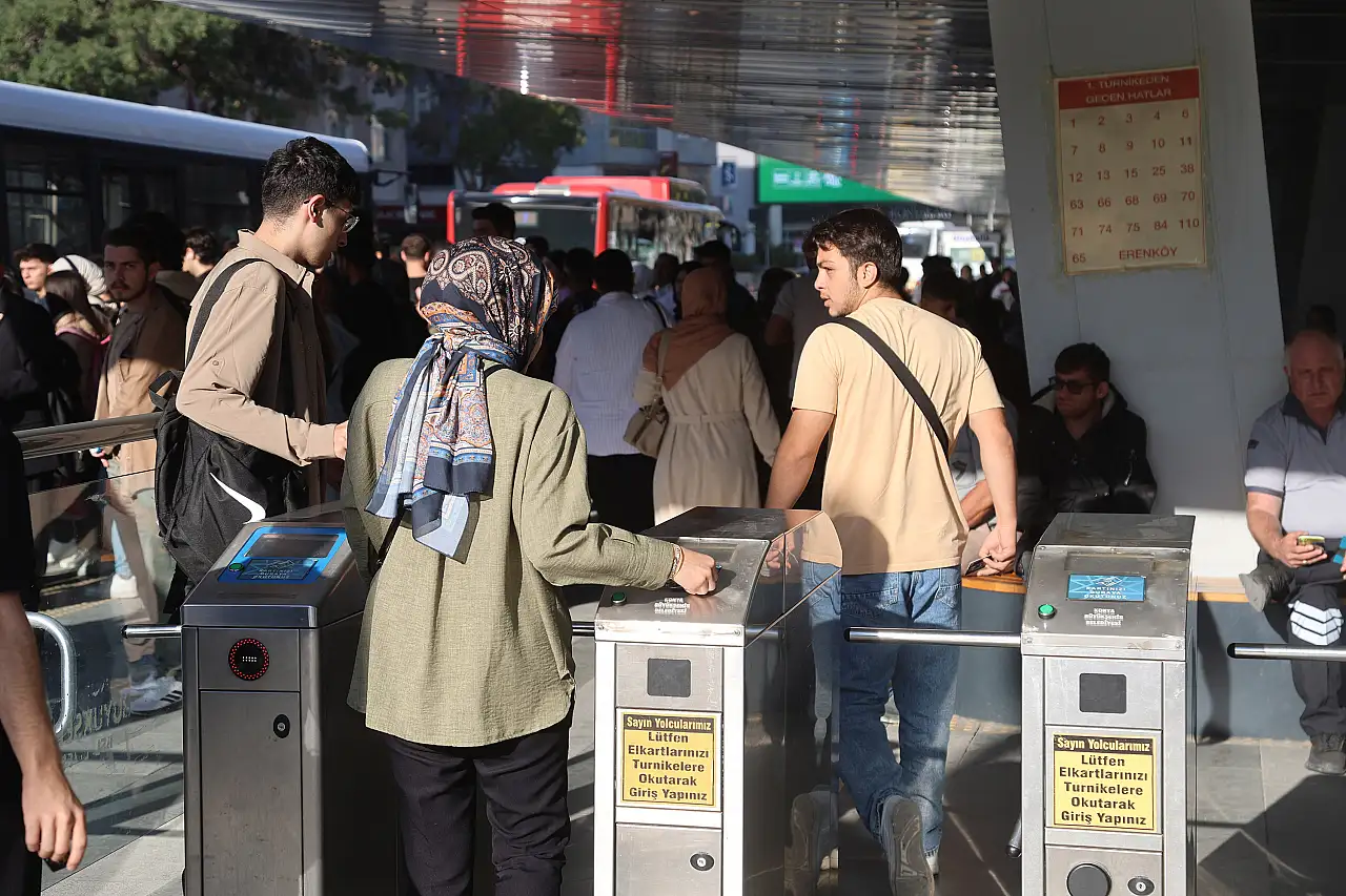 Konya Büyükşehir Belediyesi'nden öğrencilere hoş geldin jesti! 7 gün ücretsiz