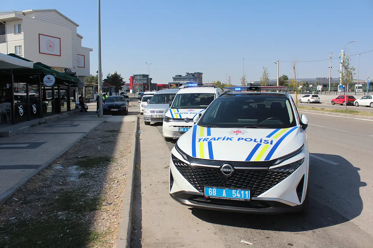 Aksaray'da yolcu alma tartışması büyüdü! 64 yaşındaki şoför kalp krizi geçirdi