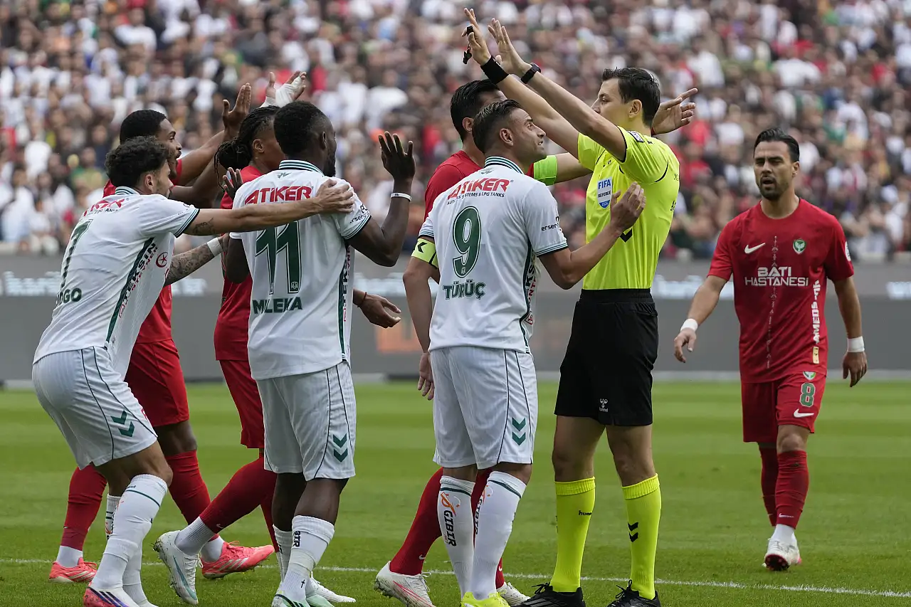 Süper Lig'de 9. hafta heyecanı başlıyor! Konyaspor ateş hattından