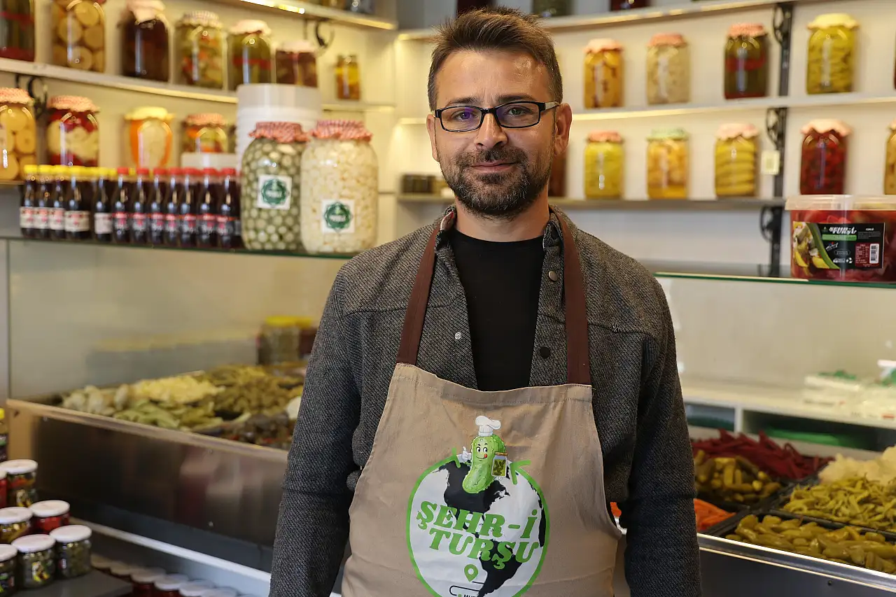 Sirkeyi de limonu da unutun! Konya'da eski usulle turşu böyle kuruluyor