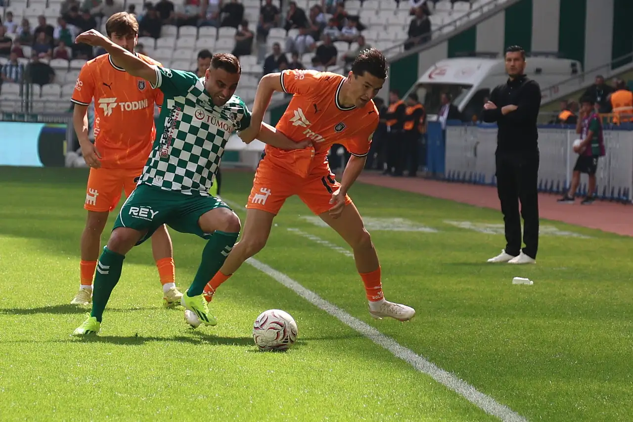 Tümosan Konyaspor Başakşehir karşısında 1 puana razı geldi
