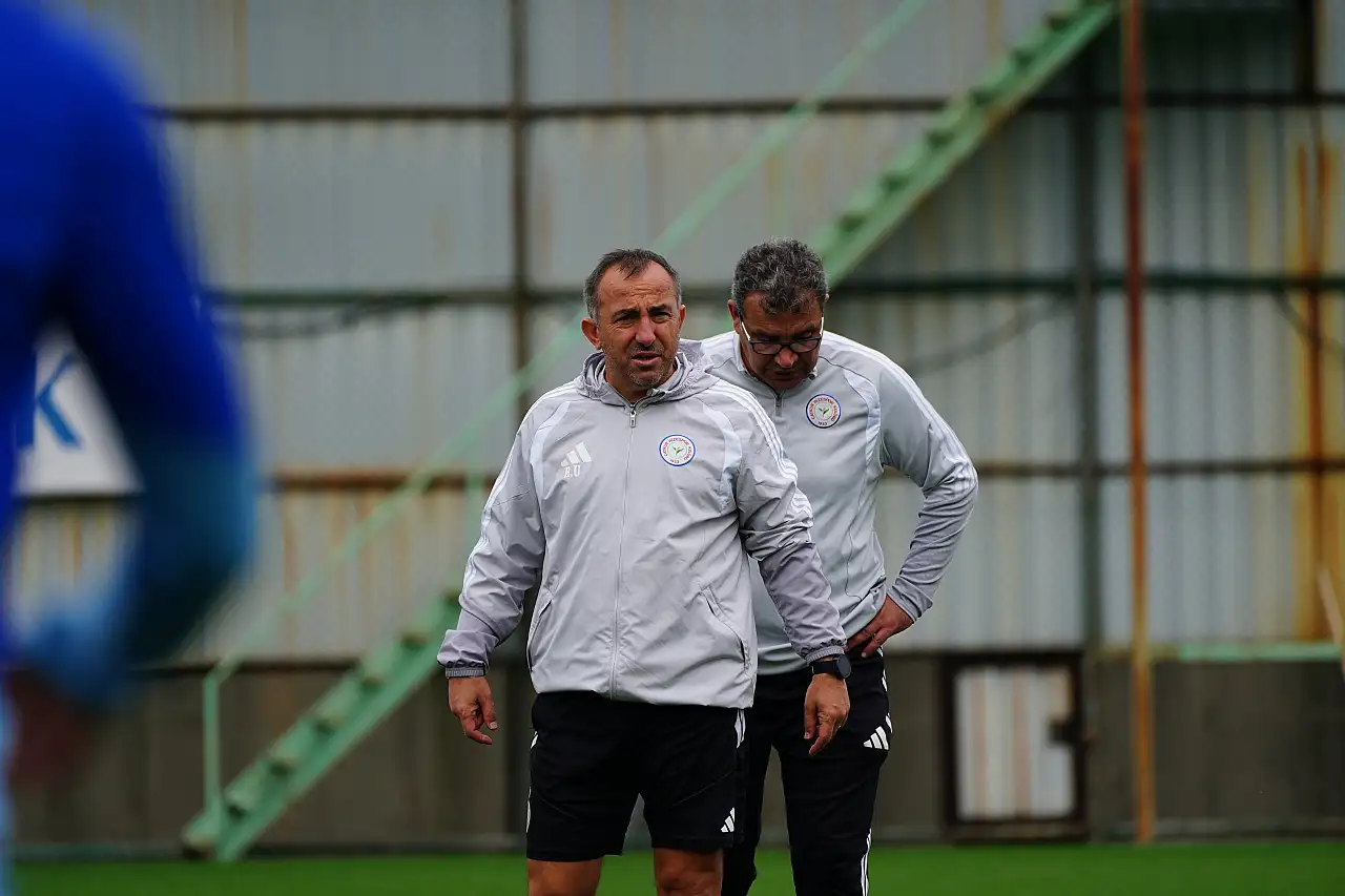 Çaykur Rizespor'da Trabzonspor mesaisi başladı