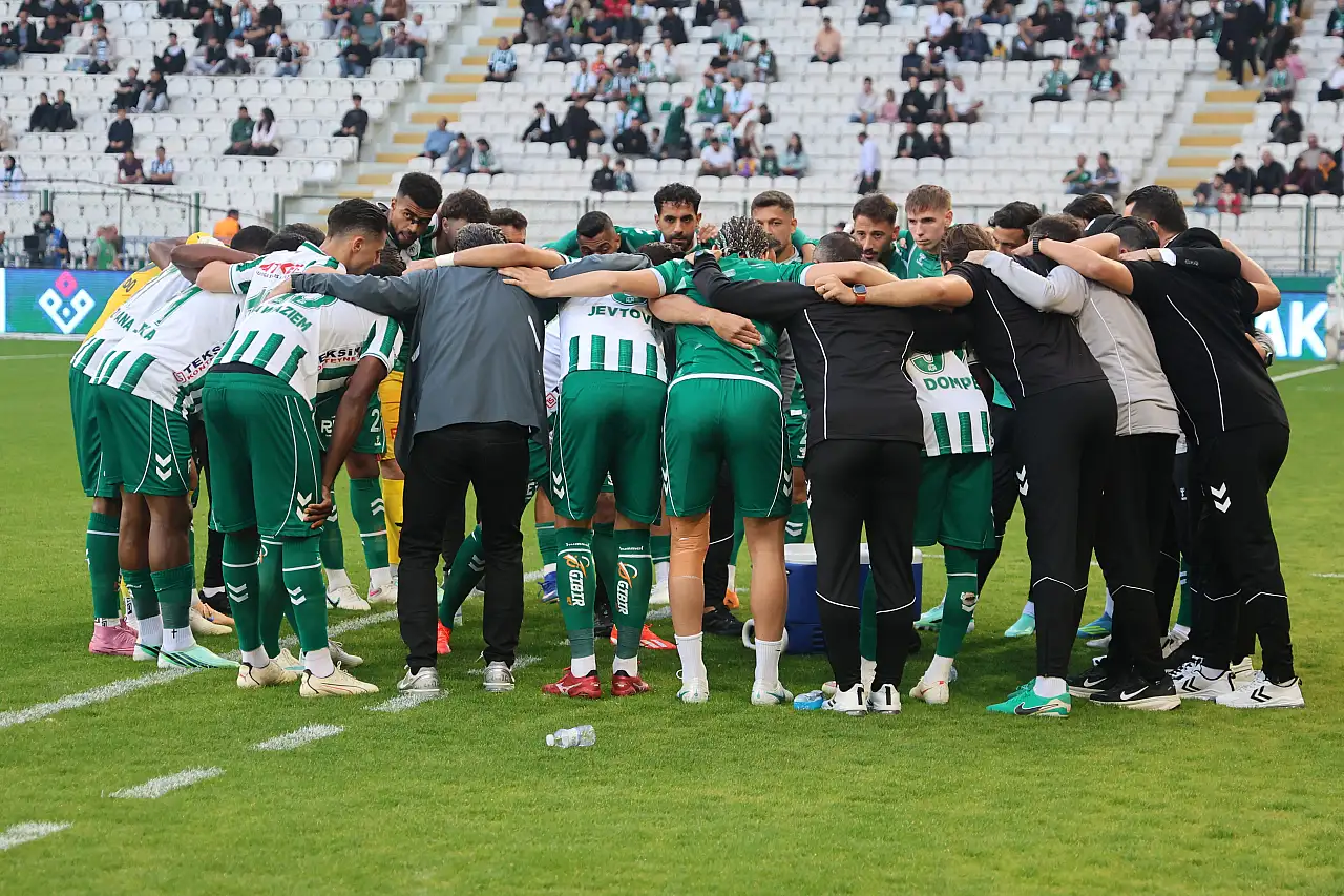 Kartal seri peşinde. Konyaspor, yeni bir namağlup seri yakalamak için kolları sıvadı: İlk hedef Galatasaray
