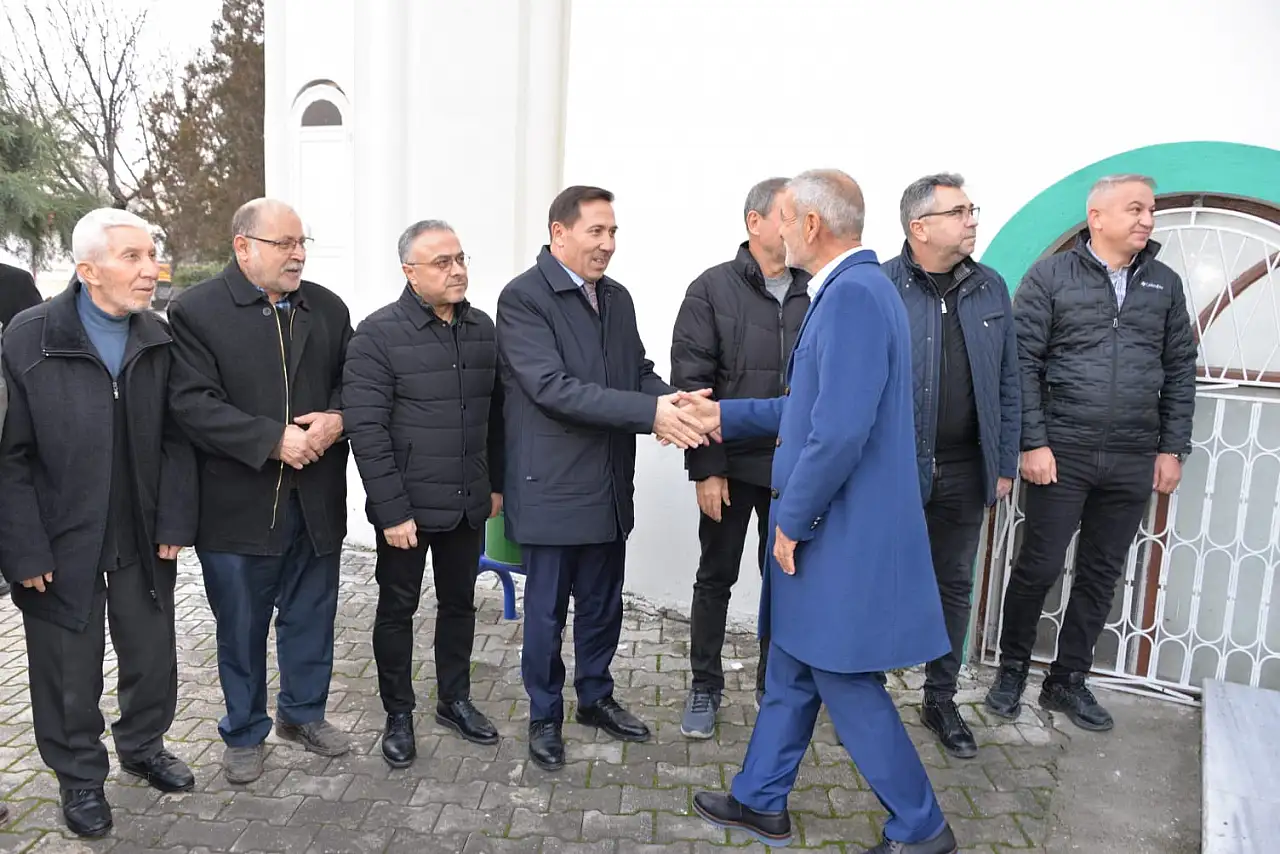 Matbaacı ve Kırtasiyeci Esnafı vefa durağında buluştu: Eller şehitler için semaya açıldı