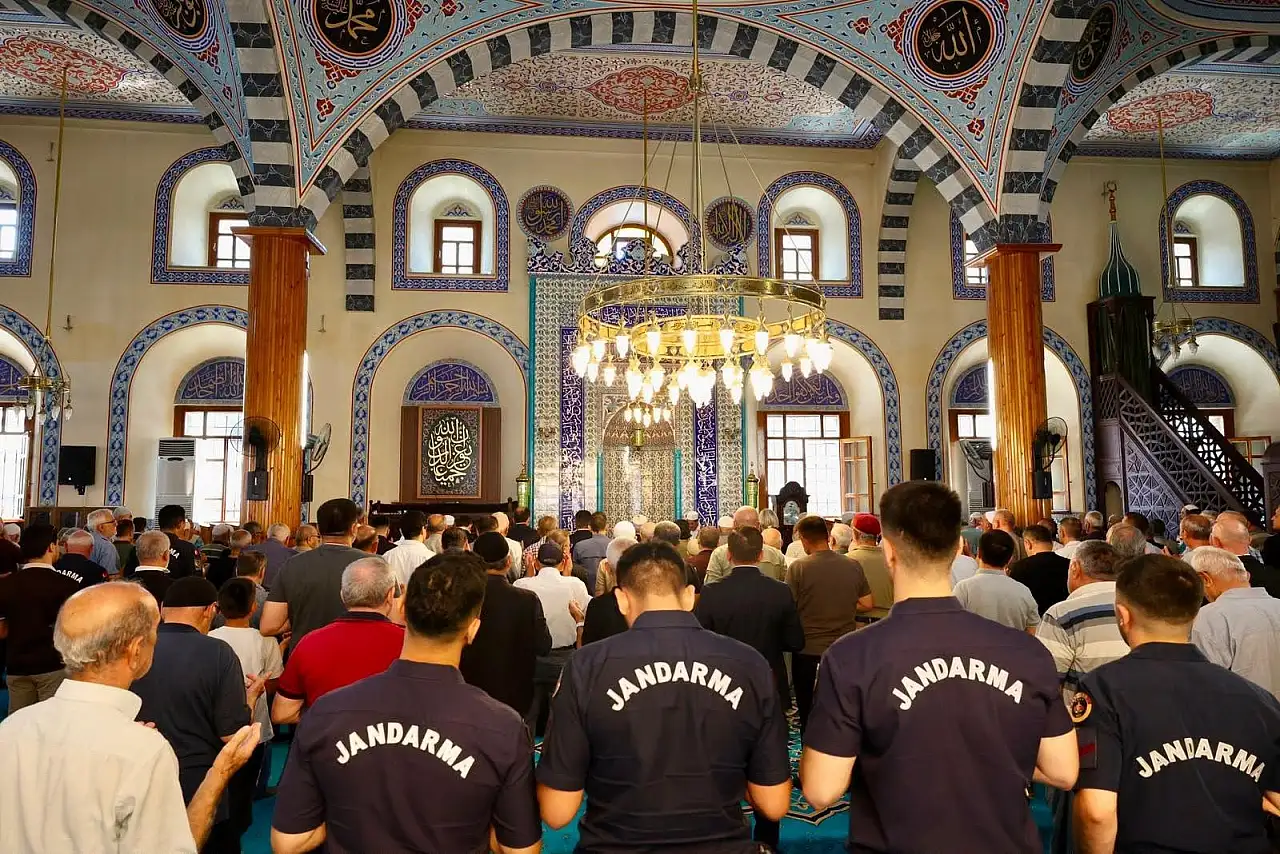 Konya'da 15 Temmuz şehitleri ve gazileri için Kapu Camii'nde anlamlı program