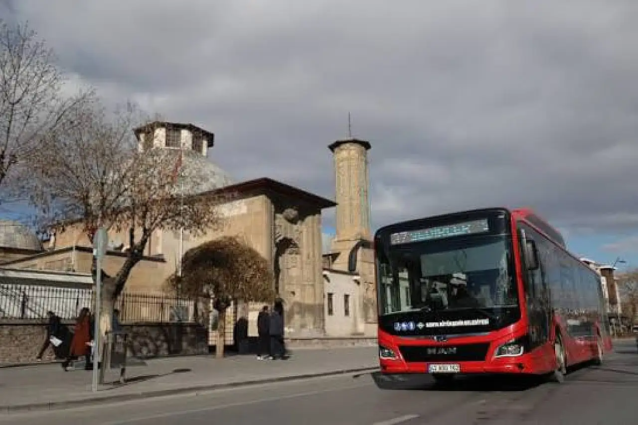 15 Temmuz'da Konya'da otobüsler ücretsiz mi? 15 Temmuz'da Konya'da ulaşım ücretsiz mi?
