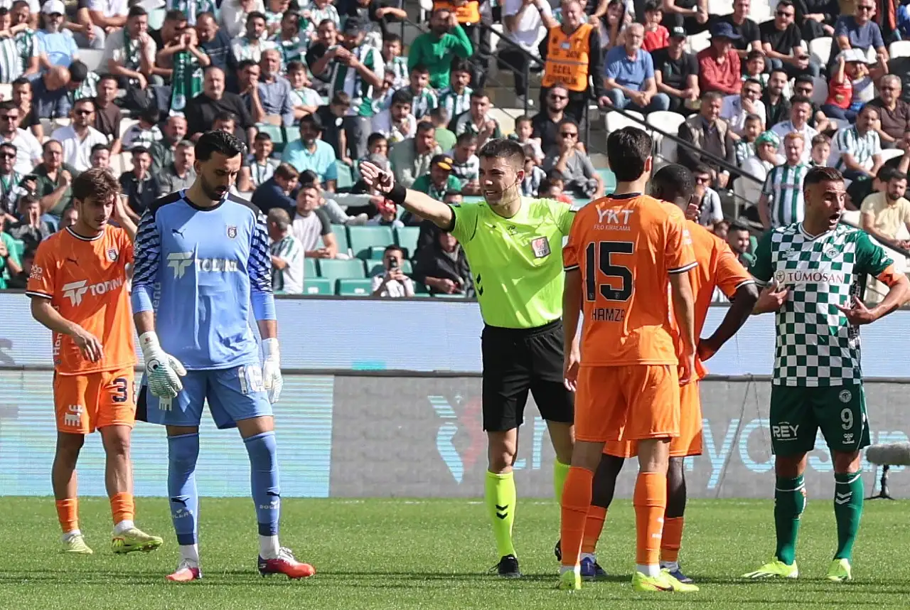 Konyaspor-Başakşehir maçı tekrarlanabilir