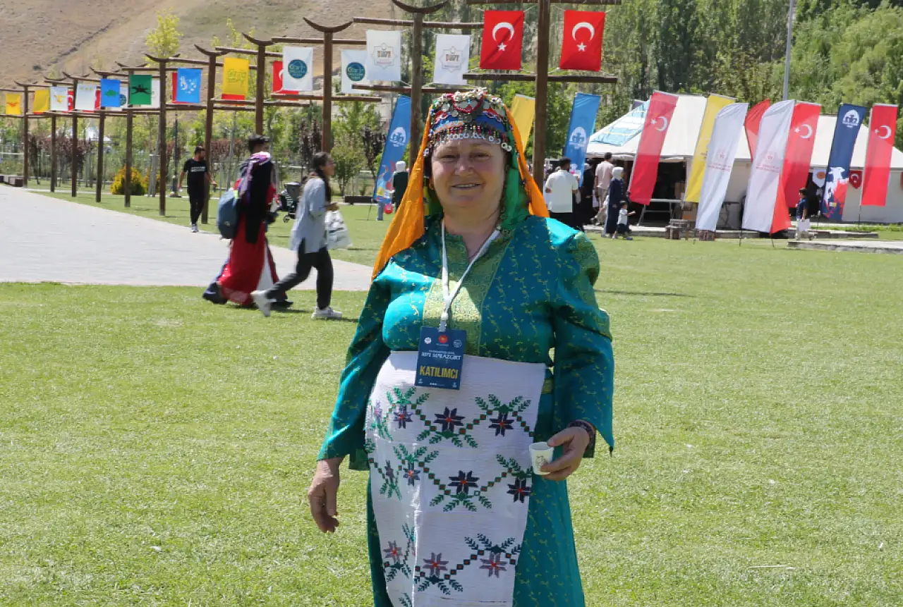 Konya'dan giden kadınlar o ili renklendirdi!