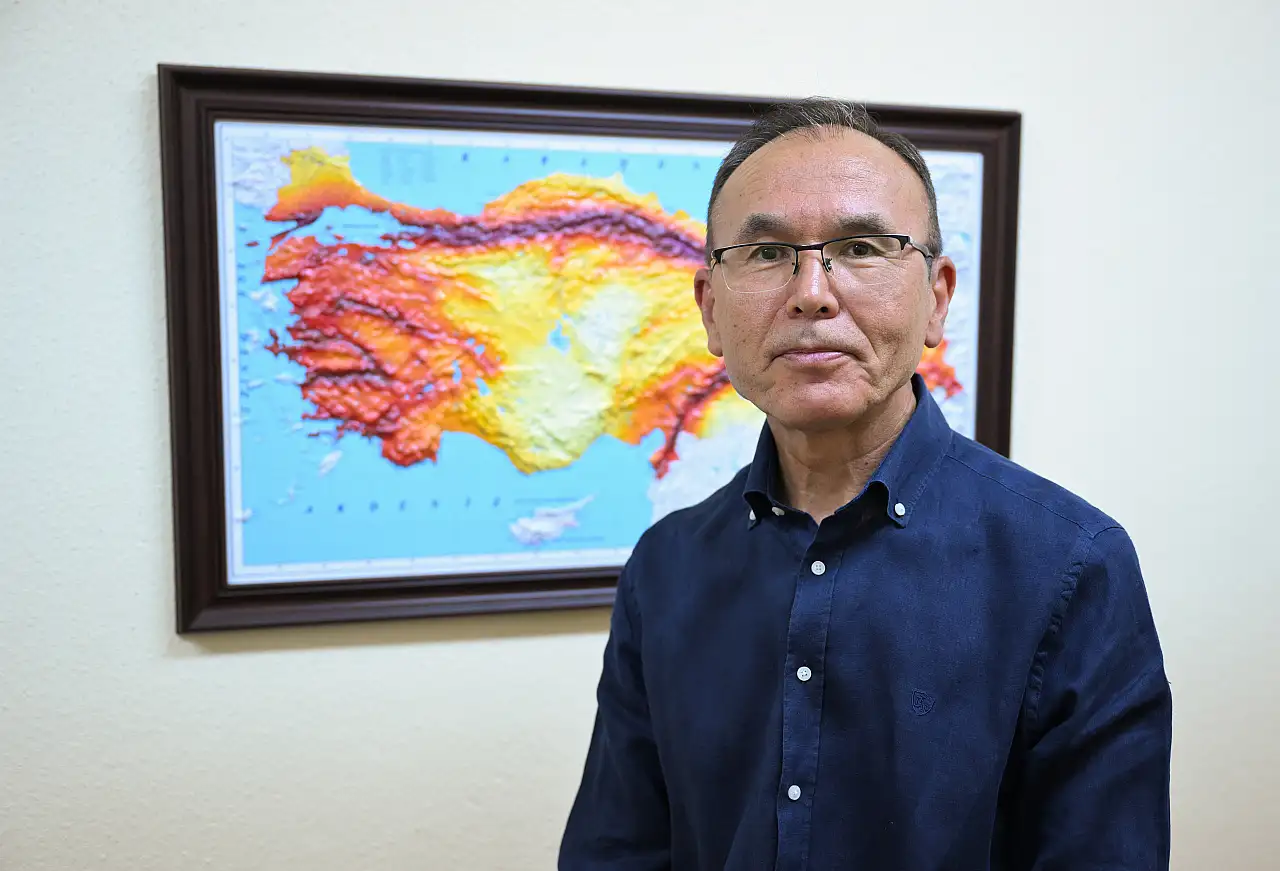 Türkiye'de 6 ayda 18 bin 191 deprem meydana geldi.