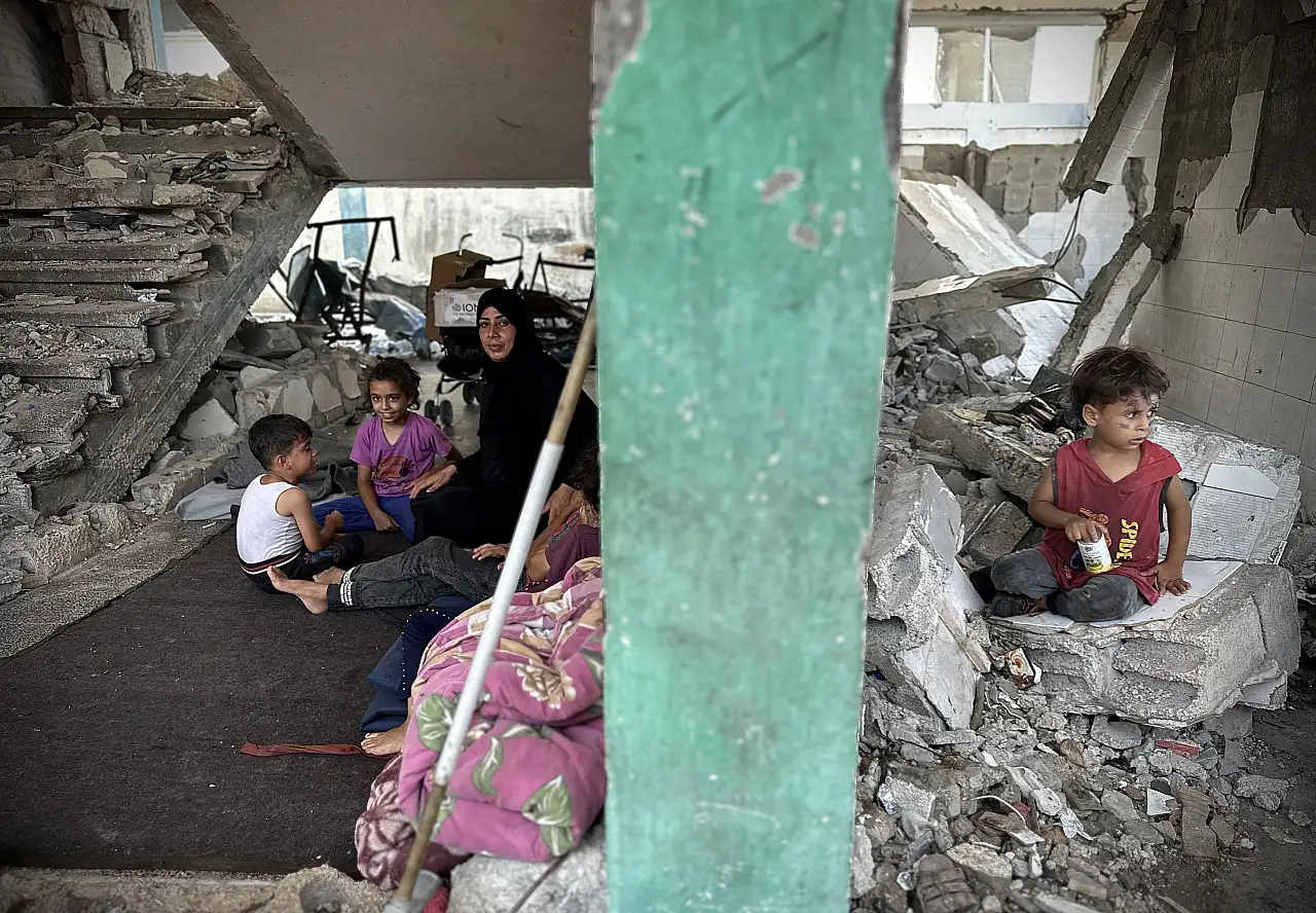 Anne ve çocuklarının yaşam mücadelesi devam ediyor