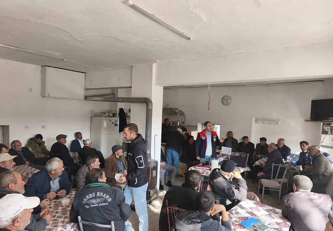 Tarımın başkenti Konya'da Cuma geleneği: Üreticiye 'su ve anız' uyarısı