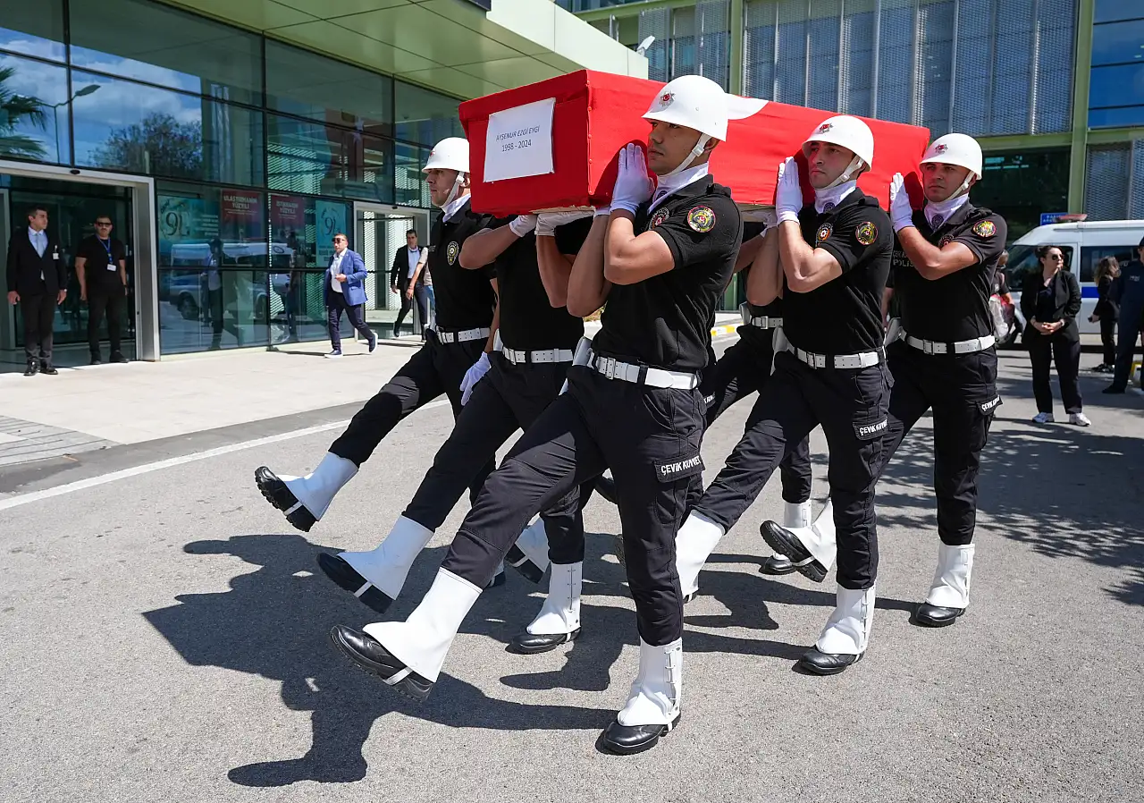 Ayşenur Ezgi Eygi'nin cenazesi İzmir'e getirildi