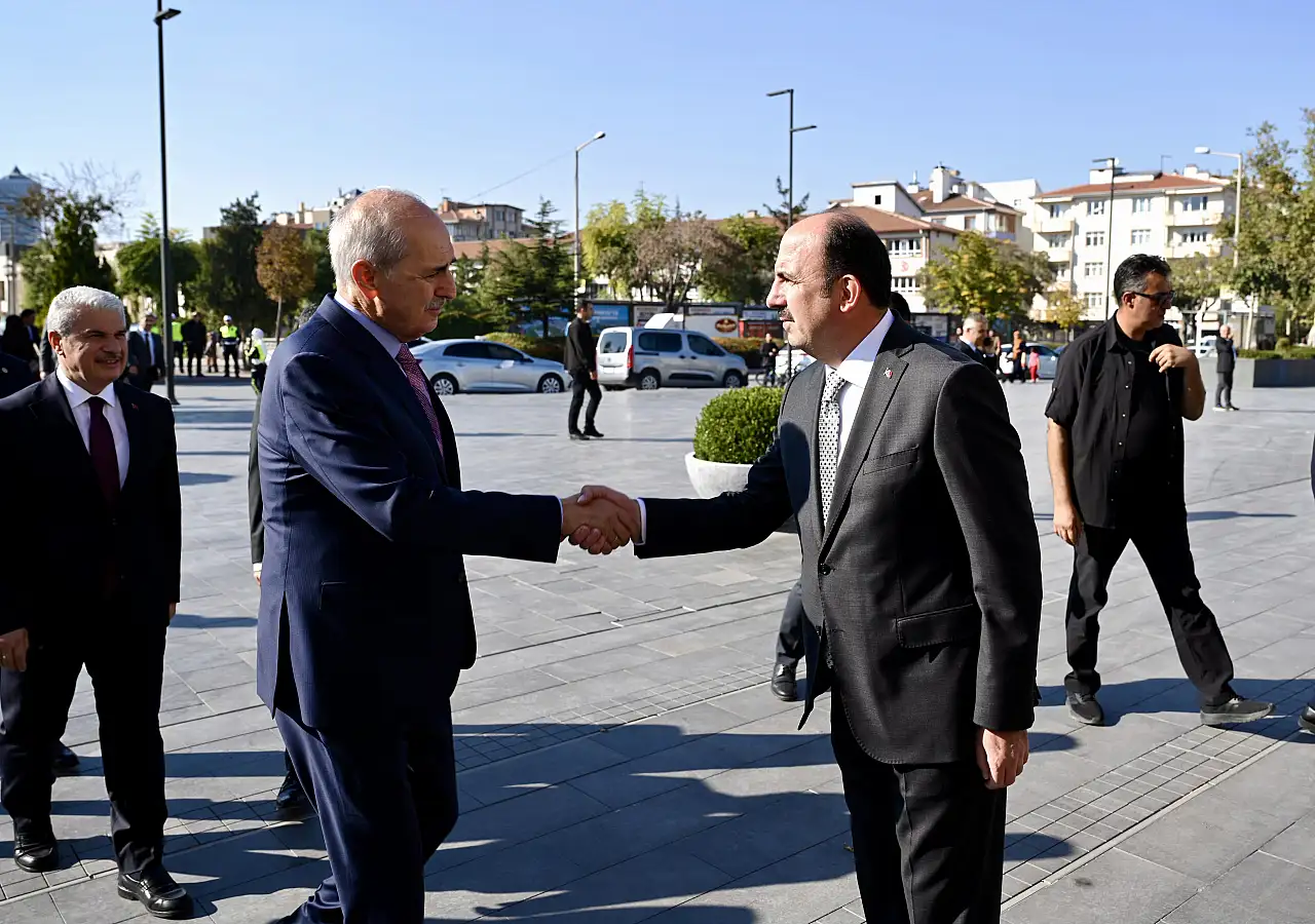 Filistin davasında Konya damgası: Meclis Başkanı Kurtulmuş gençleri tebrik etti