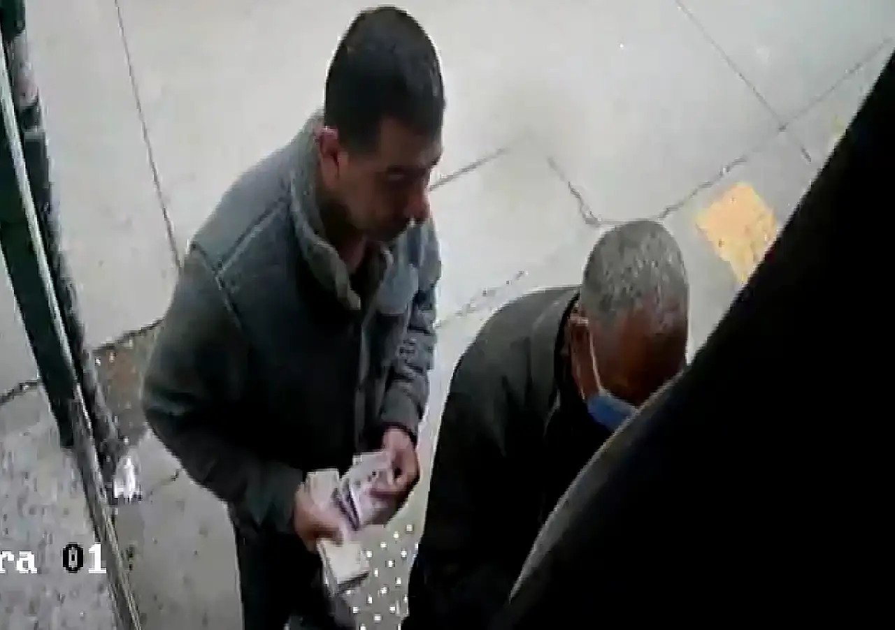 Huylu huyundan vazgeçmedi! Şüphelinin geçmişi de kabarık çıktı
