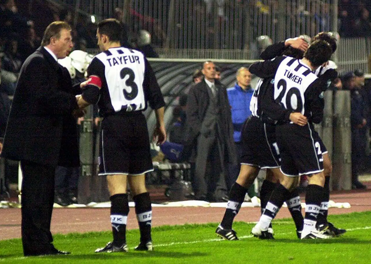 Fenerbahçe ve Beşiktaş'ın efsanesi hayatını kaybetti!