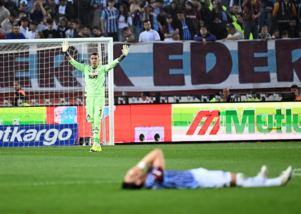 Galatasaray, Trabzon'da kritik galibiyetle zirve yarışını sürdürdü