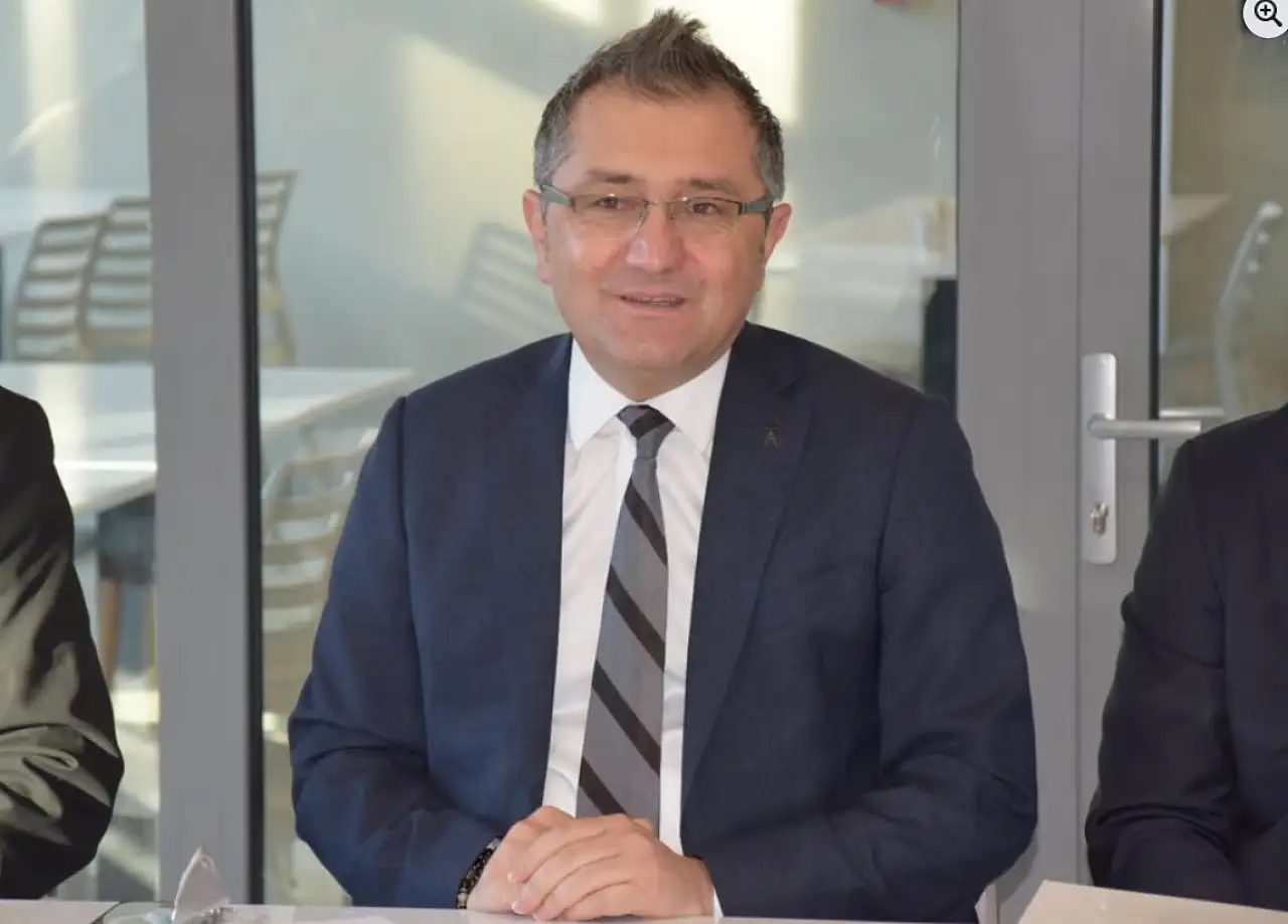 Konya'da belediye başkanı eğitimcilerle bir araya geldi!