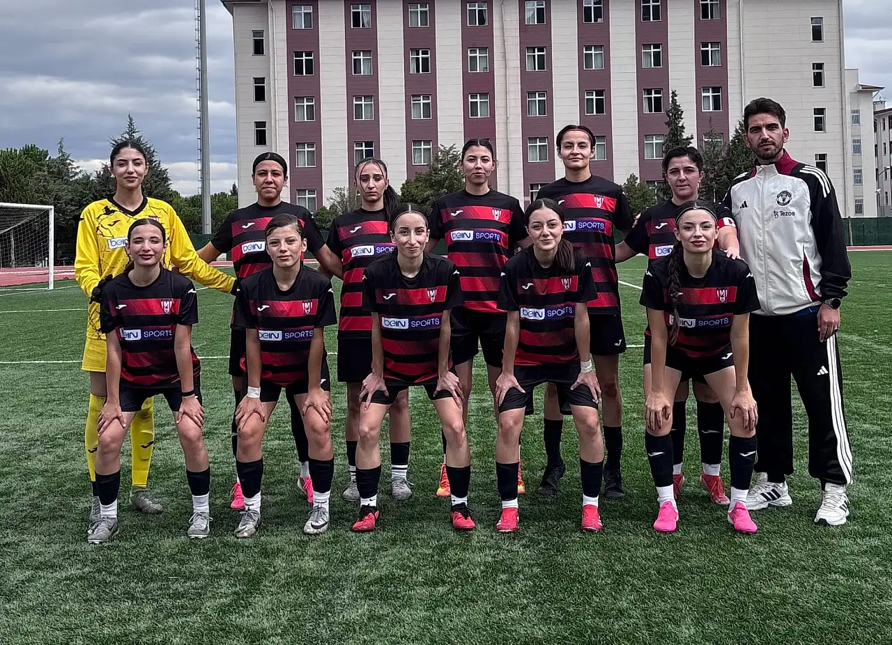 Konya Genç Ülkümspor'da lige verilen bir haftalık araya rağmen Gazikent maçının hazırlıklar devam ediyor