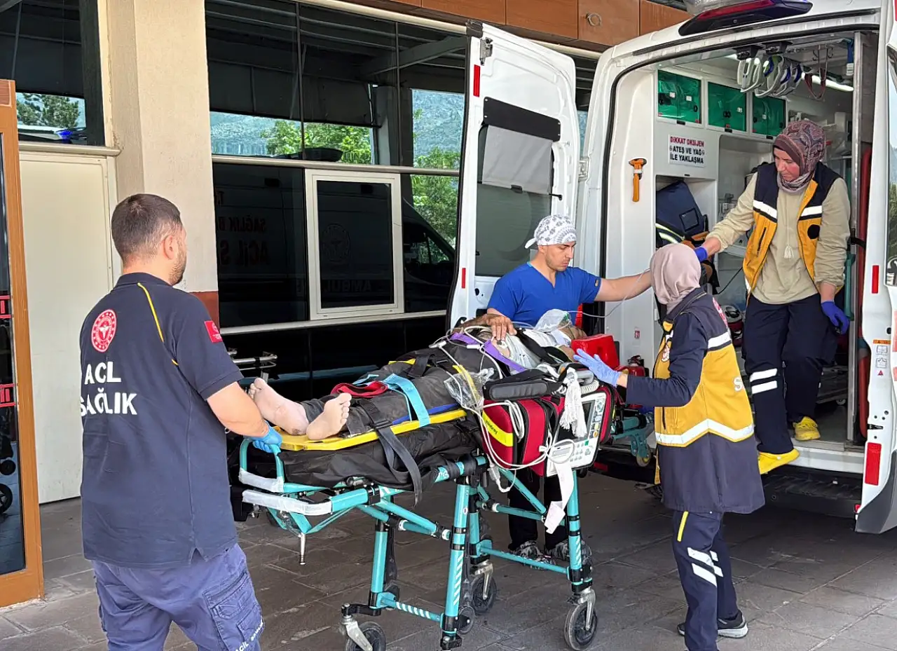 Konya'da feci kaza: 1'i ağır 5 yaralı