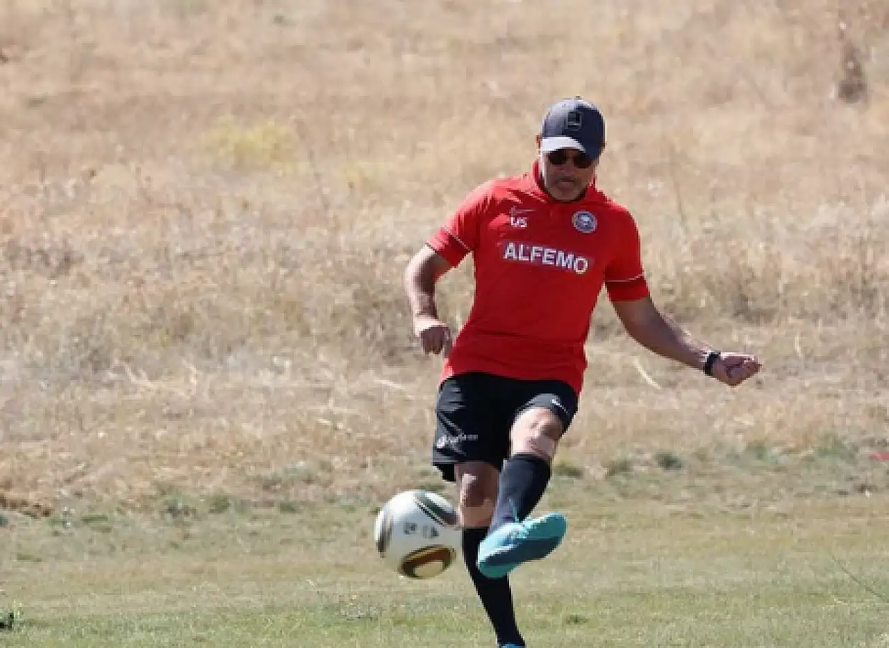 Ufuk Şansal kimdir? Ufuk Şansal Fenerbahçe'den istifa mı etti? Ufuk Şansal neden istifa etti? Ufuk Şansal serveti ne kadar?