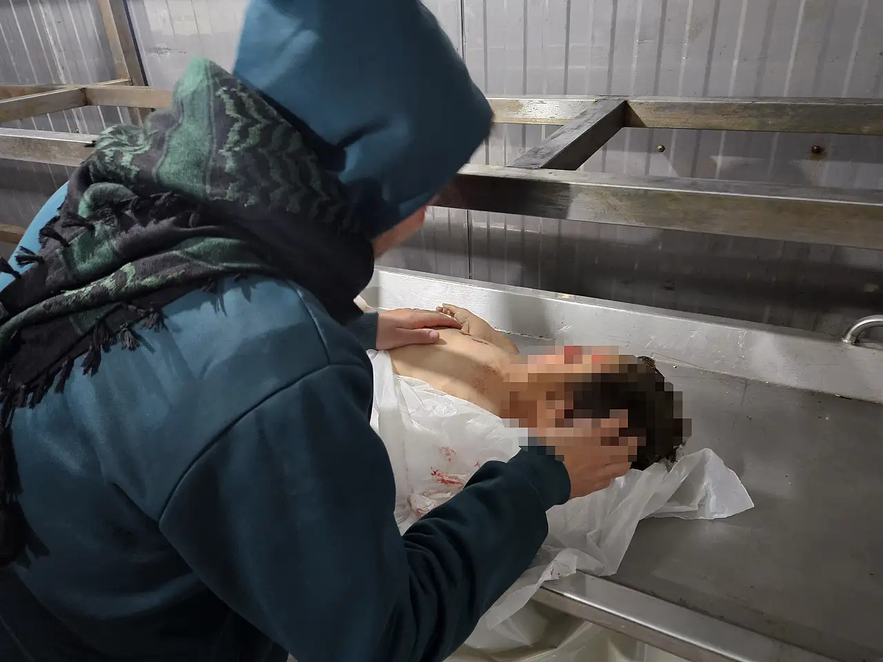 İsrail, ateşkes anlaşmasına ağmen Gazze'ye saldırılarını sürdürüyor