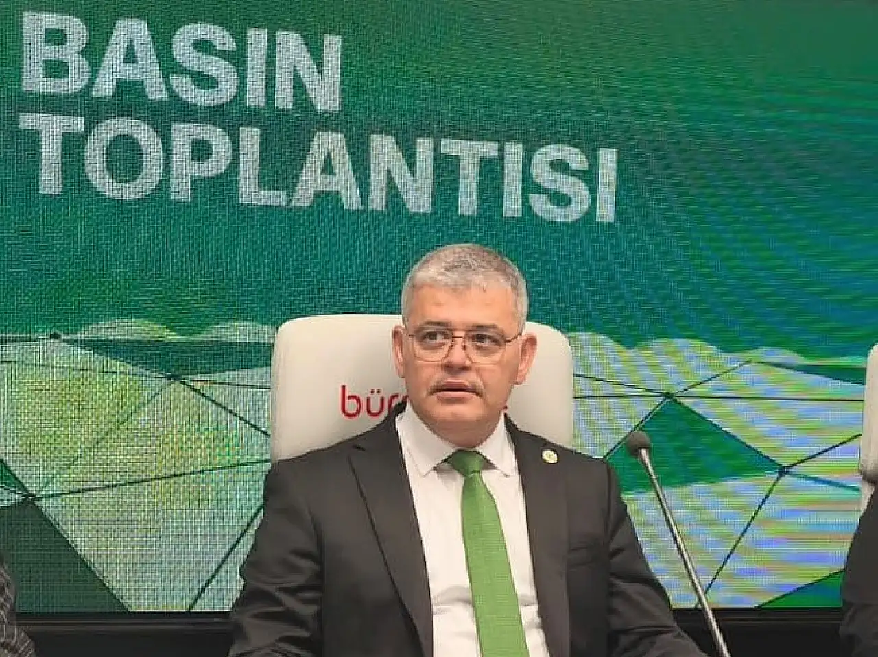 Konyaspor Başkanı Atiker'den yeni sezon mesajı: 'Omuz omuza daha güçlü bir Konyaspor'