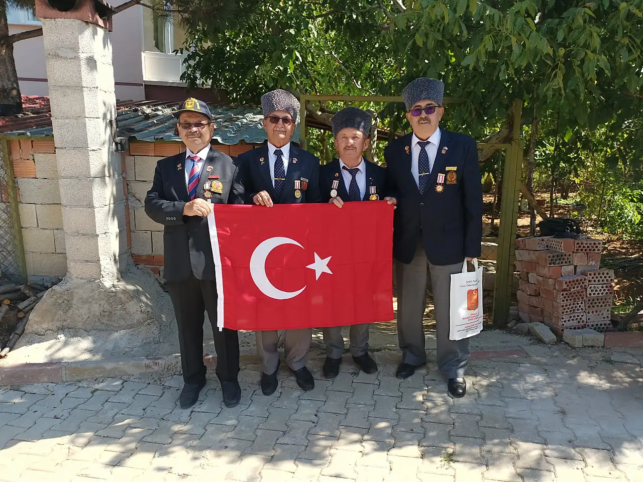 Konya'da şehit ve gazi ailelerine ziyaretler gerçekleştirildi