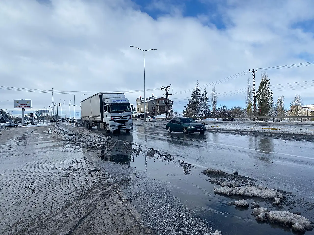 Beyaz örtü Konya'nın o ilçesini esir aldı