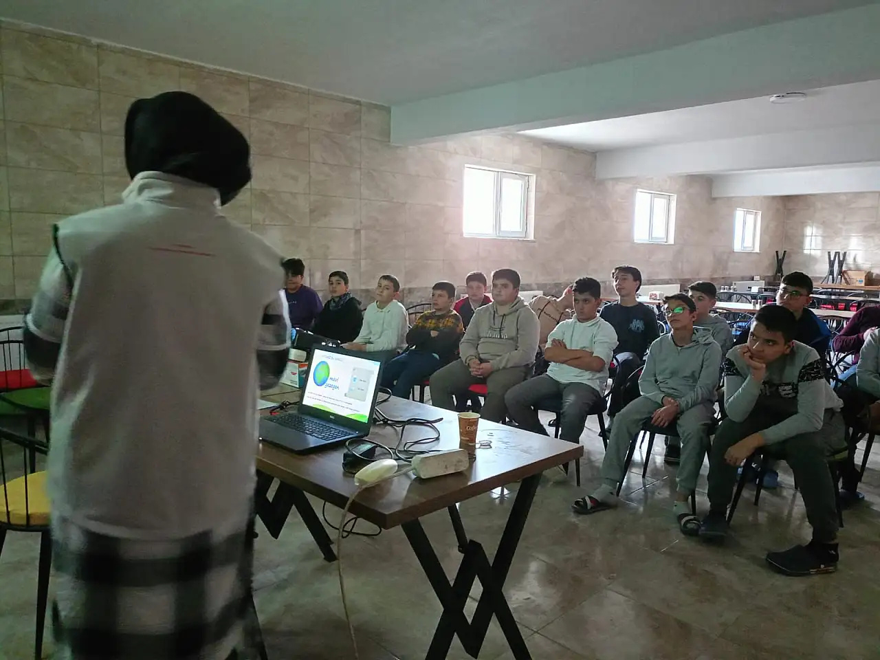 Konya'da Kur'an kursu öğrencilerine bilinçli su kullanımı anlatıldı