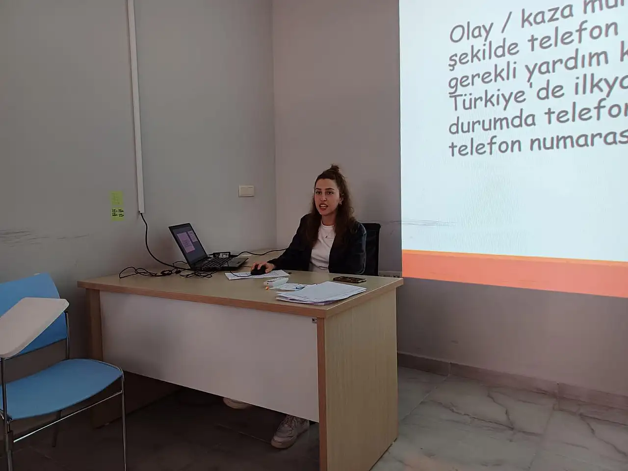 Konya'da sağlık personeline eğitim verildi