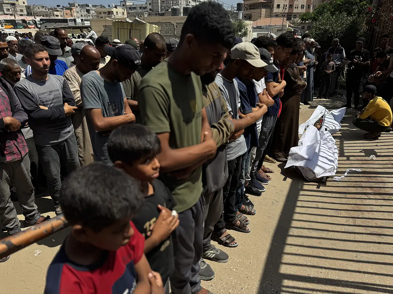 Gazze'ye yönelik saldırılar devam ediyor