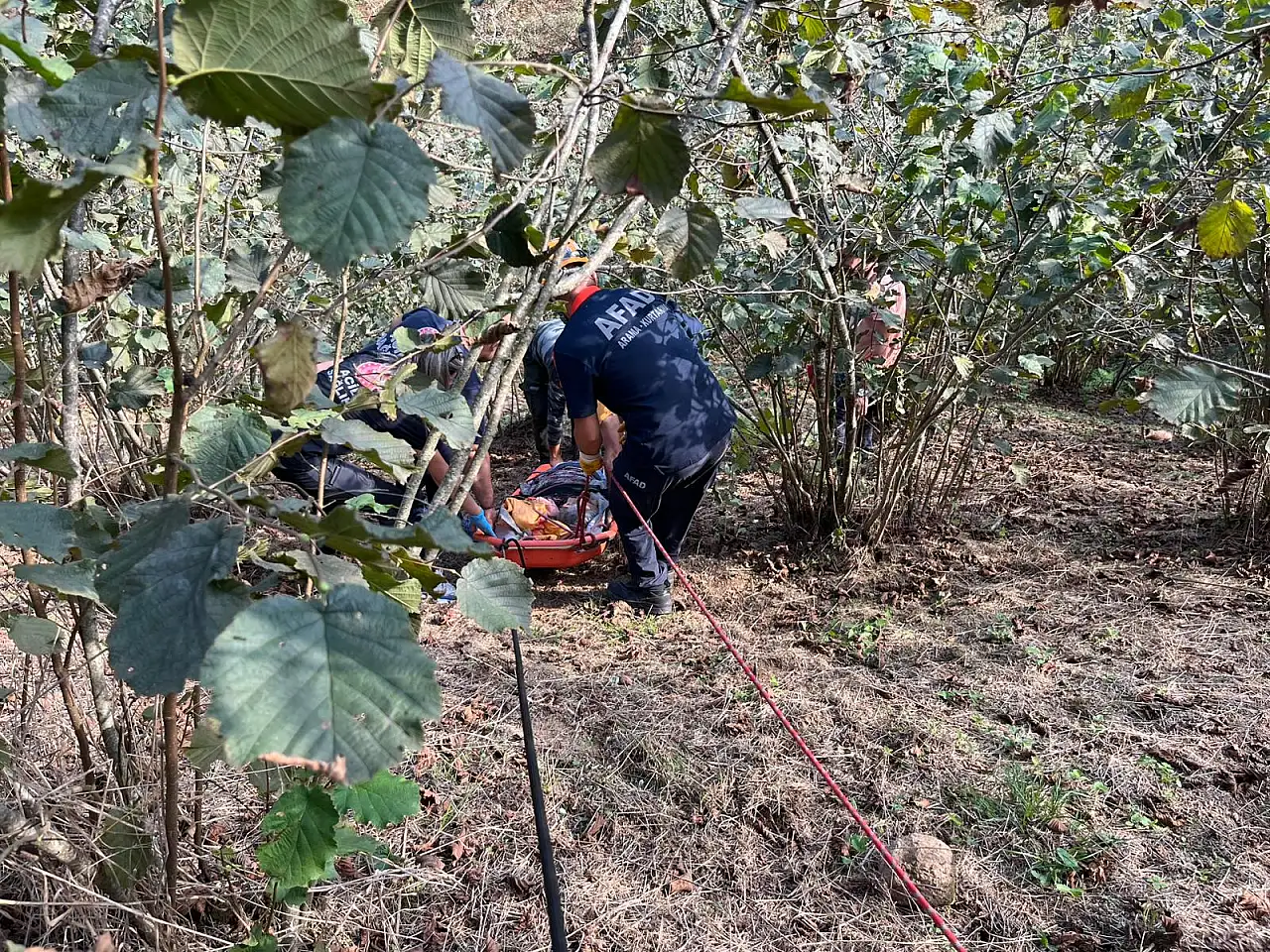 Yamaç arazide fenalaşan kadın için ekipler seferber oldu