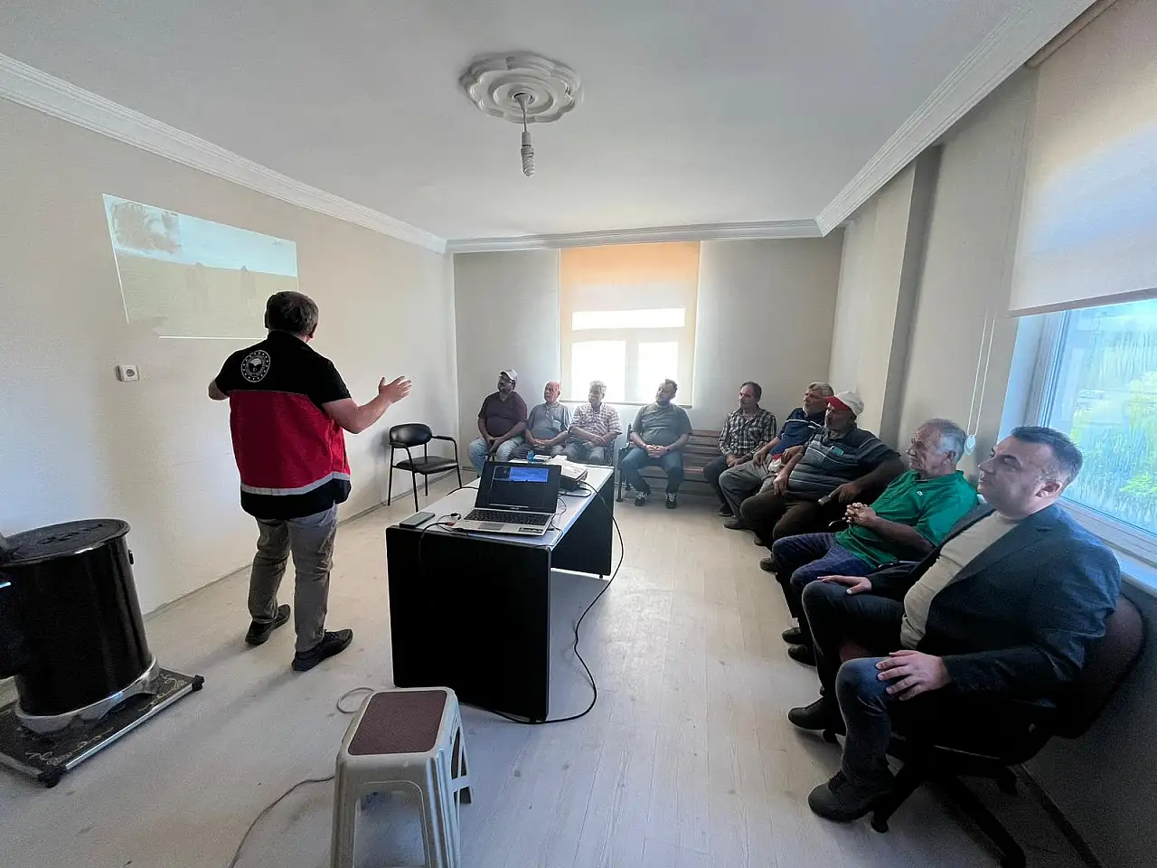 Konya'da çiftçilere yönelik eğitim buluşmaları devam ediyor