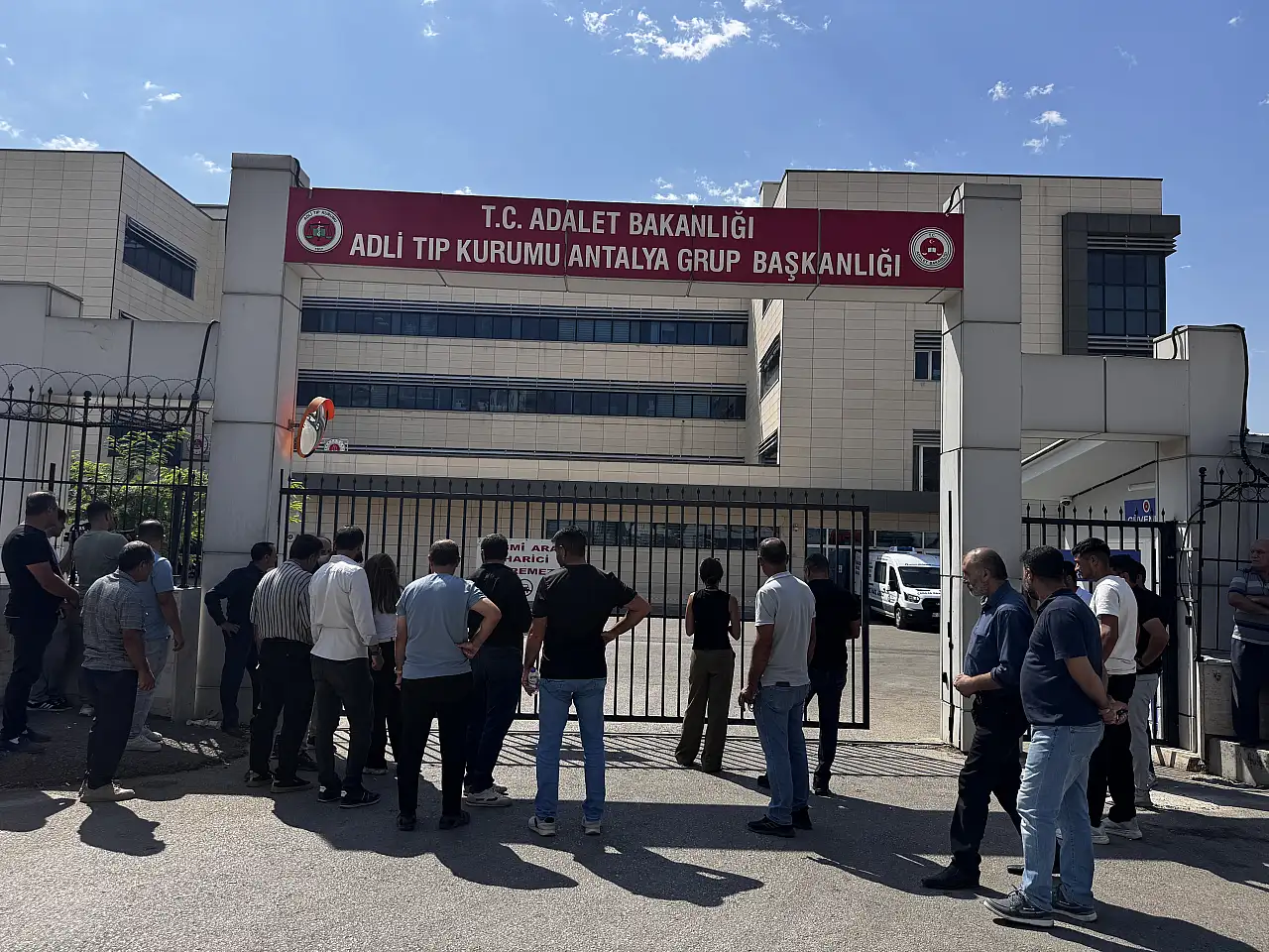 Boşandığı eşini boğarak öldürdü