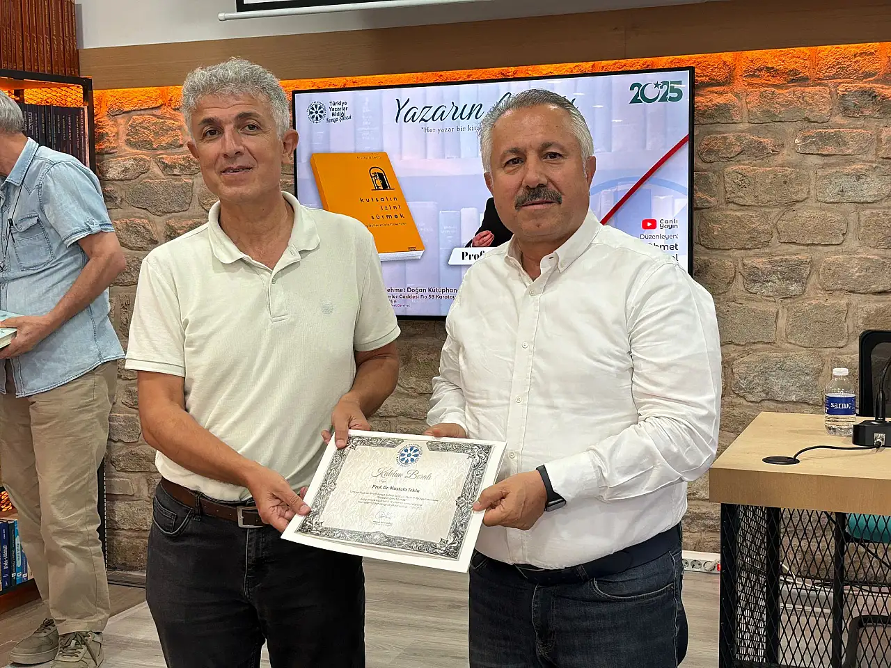 Konya'da hakikat ve kültür konuşuldu