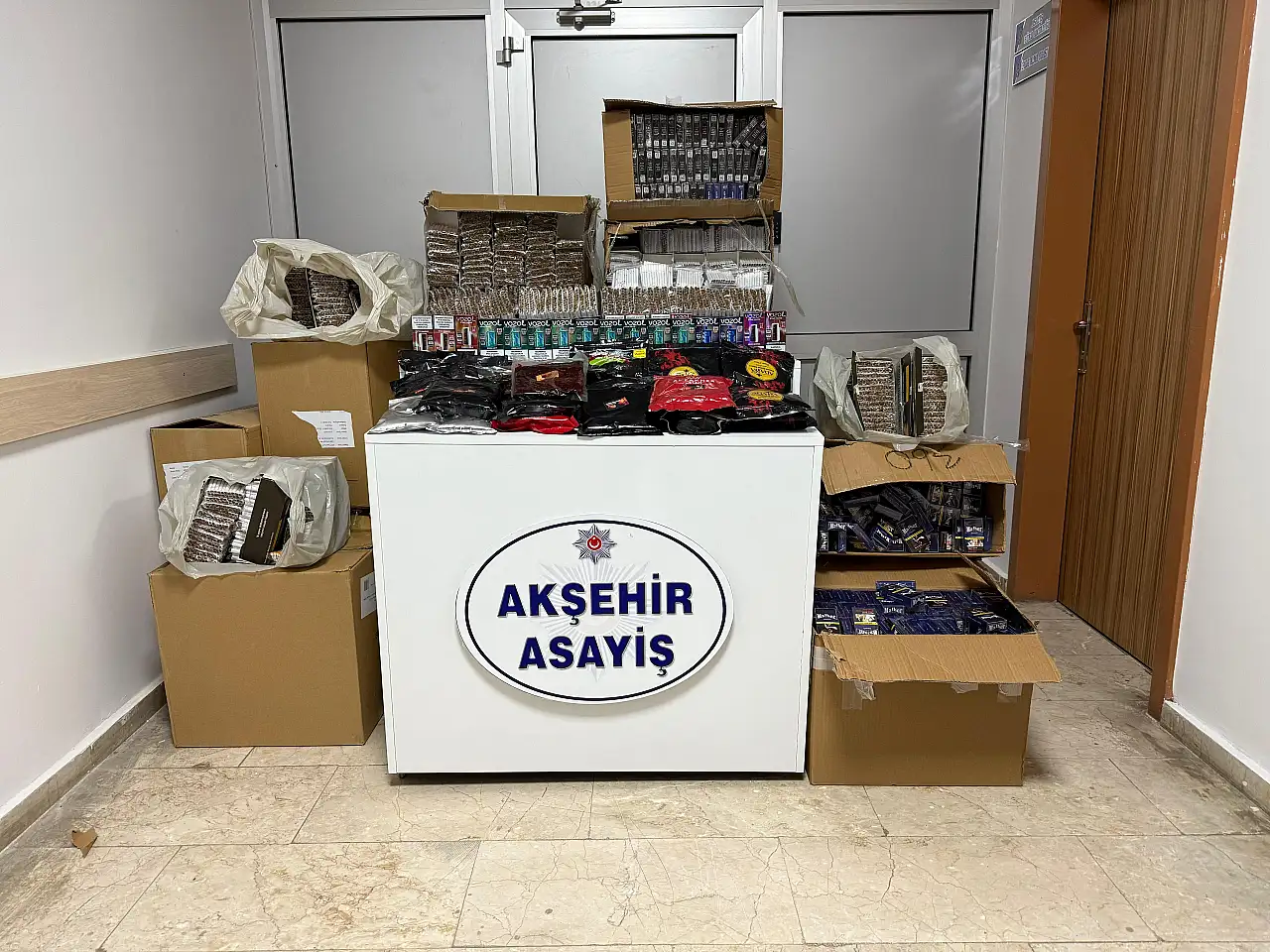 Konya'da operasyon! Durdurdukları araçtan öyle şeyler çıktı ki...