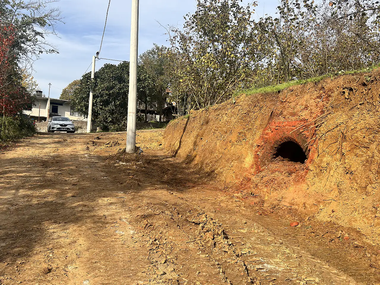 Yol çalışması tarihi gün yüzüne çıkardı! Arkeologlar inceleme yapacak