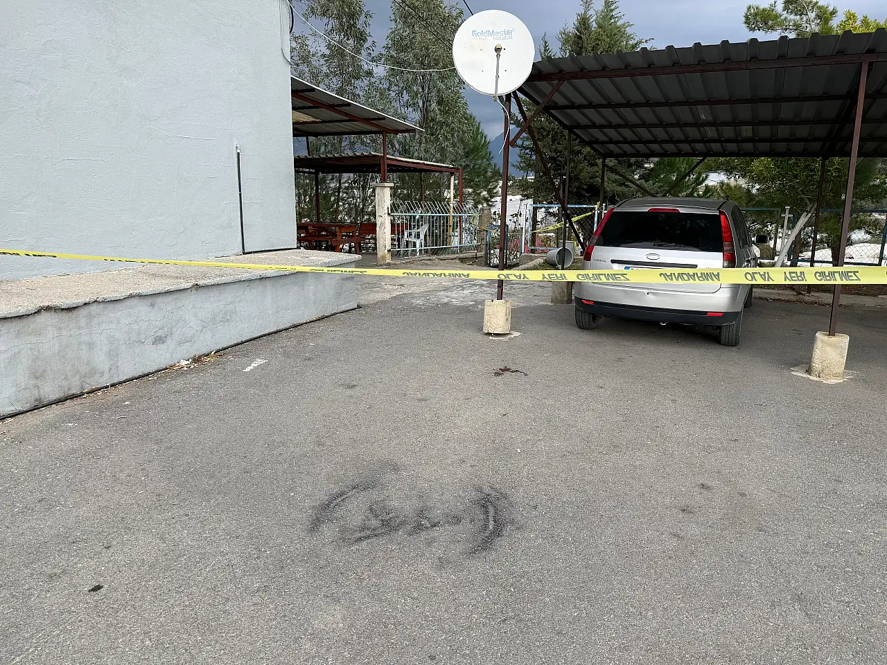 Okulda korkunç saldırı: 12 yaşındaki öğrenci, müdürü tüfekle vurdu!