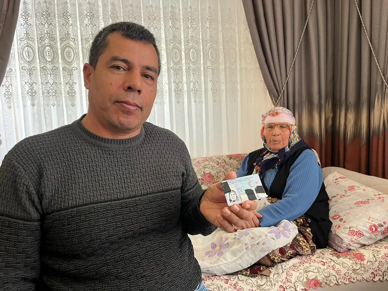 Bir garip kimlik bilmecesi! Konyalı Havva teyze ablasından 19 yaş büyük