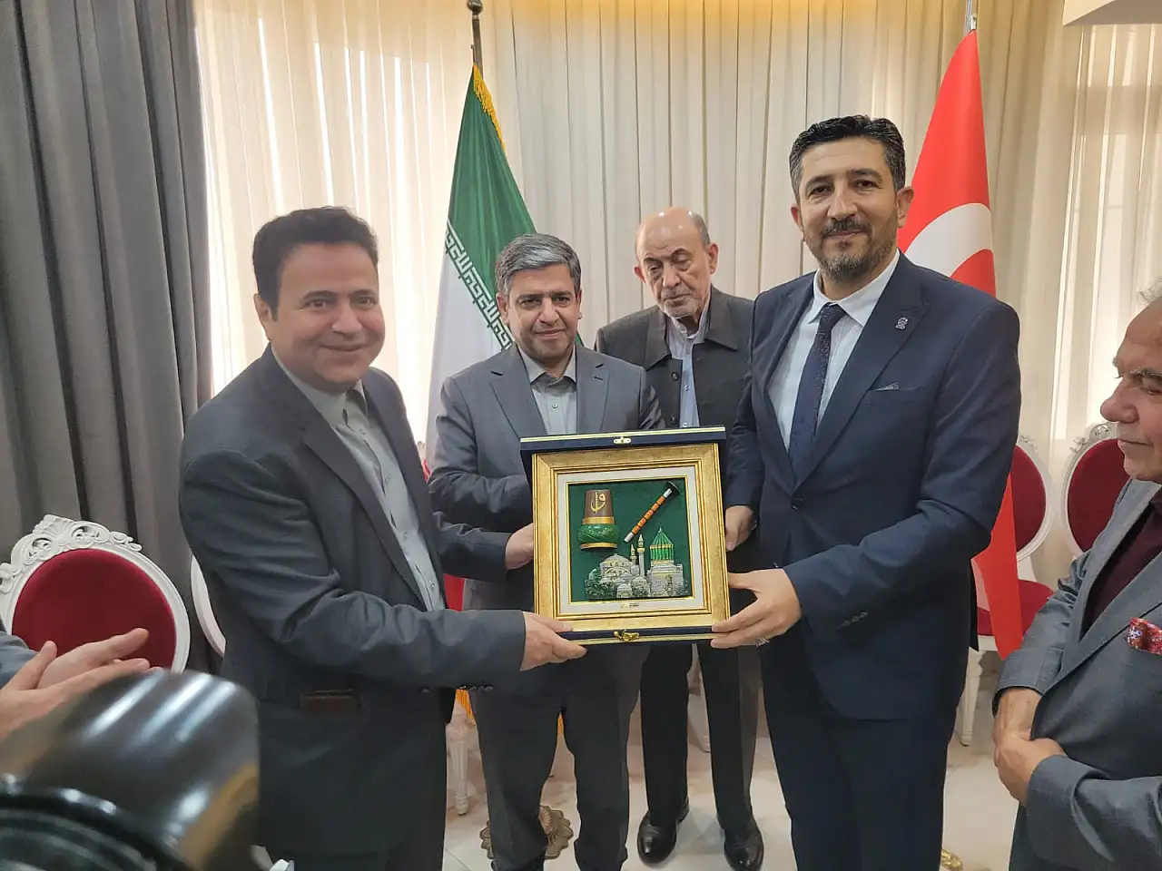 GİV Konya Şubesi'nden İran çıkarması: Ambargoların gölgesinde yeni ticaret kapıları aralanıyor