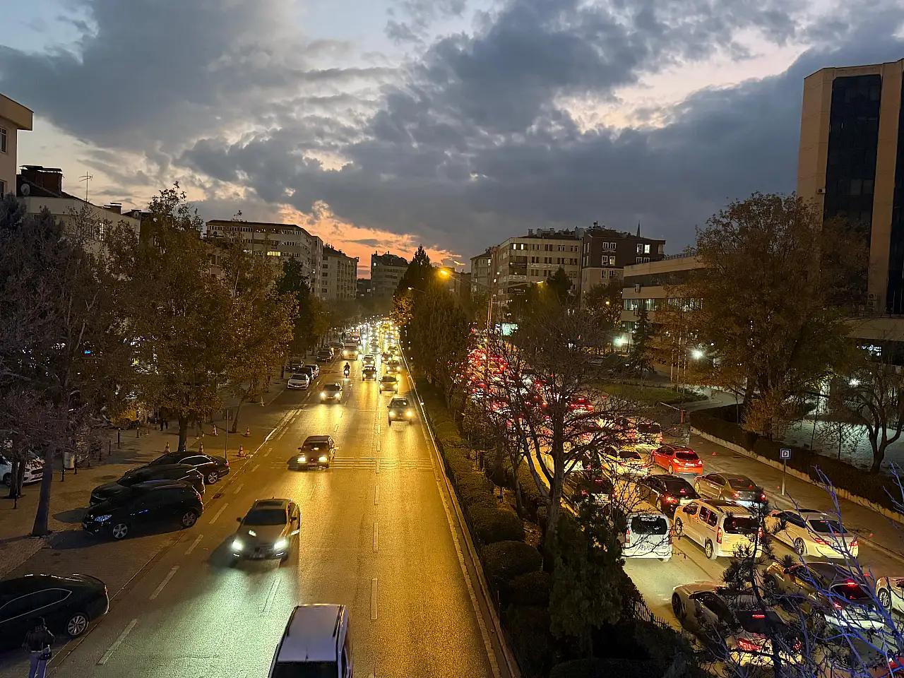 Konyalılar gözleriniz bozuk değil, hava puslu! İşte Meteorolojini 5 günlük hava tahmini