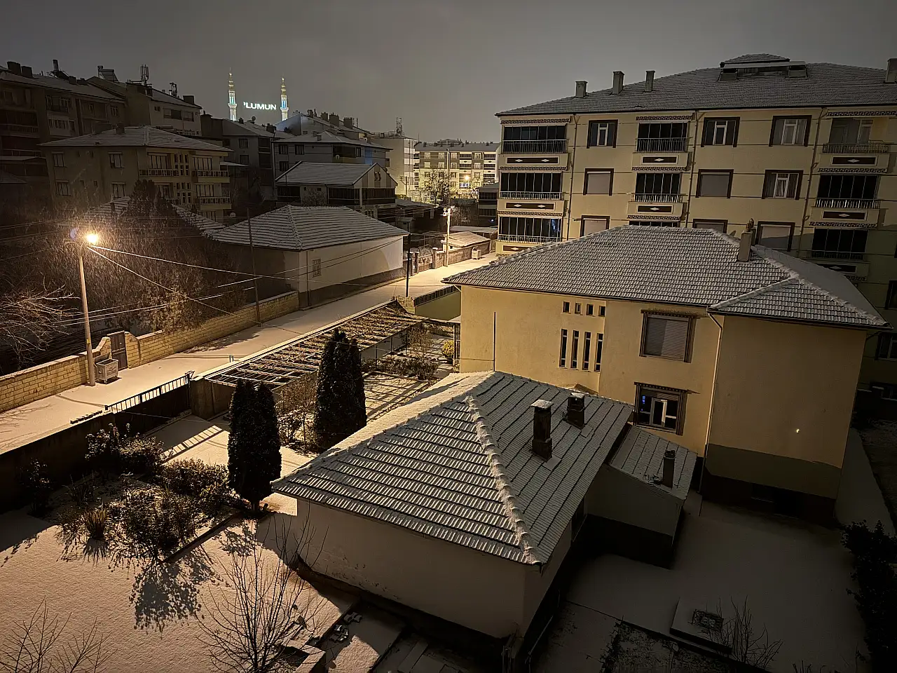 Konya'nın bu ilçesine mevsimin ilk karı yağdı