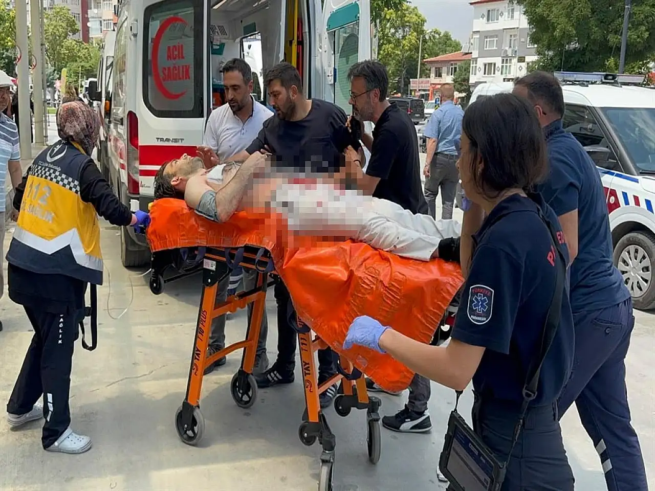 Konya'nın göbeğinde silahlı hesaplaşma! Kuyumcu ağır yaralandı