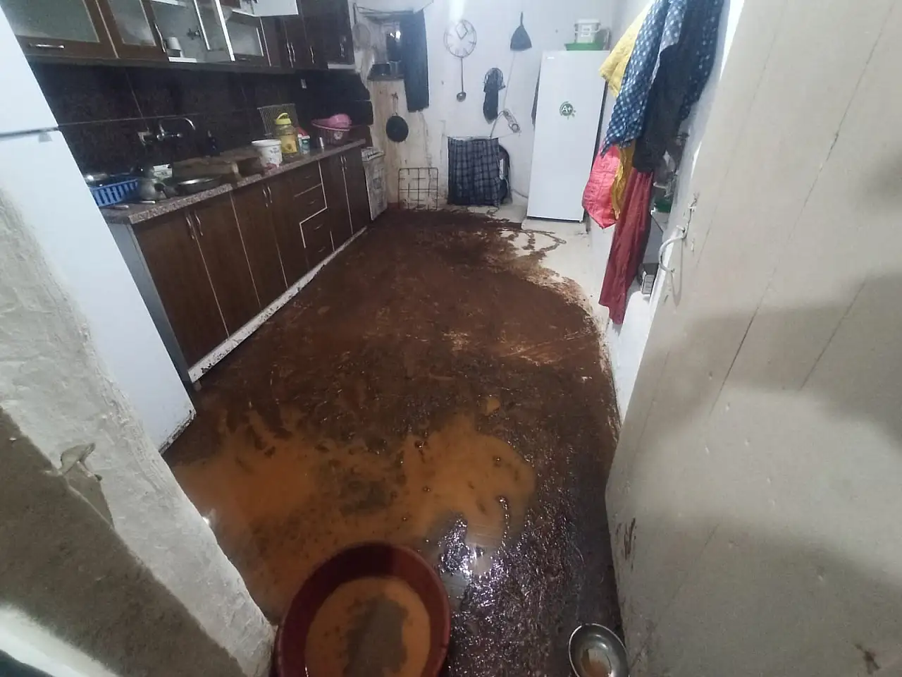 Konya'da sağanak sele dönüştü! Altyapı çöktü