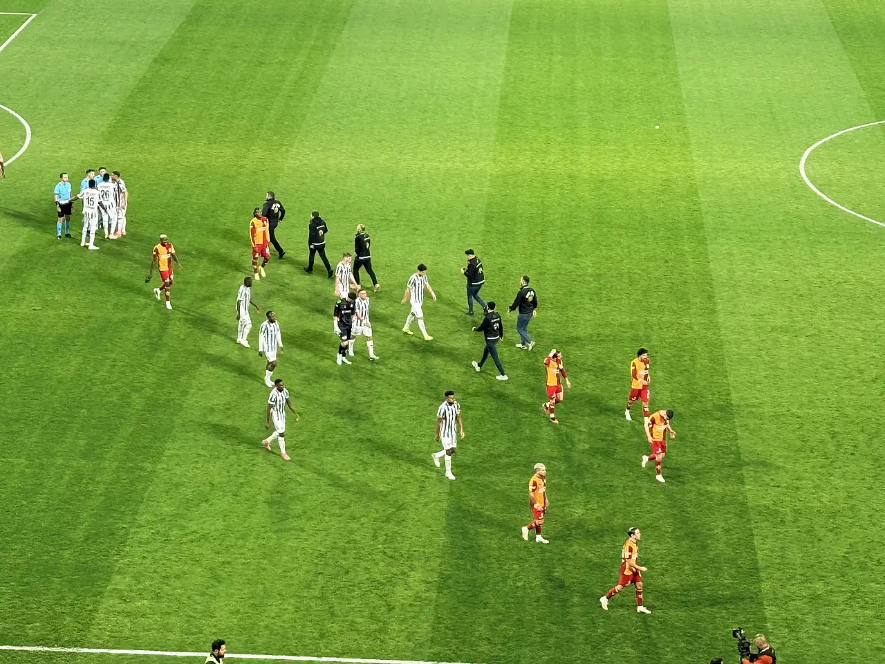 Konya'da beklenen olmadı! Galatasaray'dan farklı galibiyet