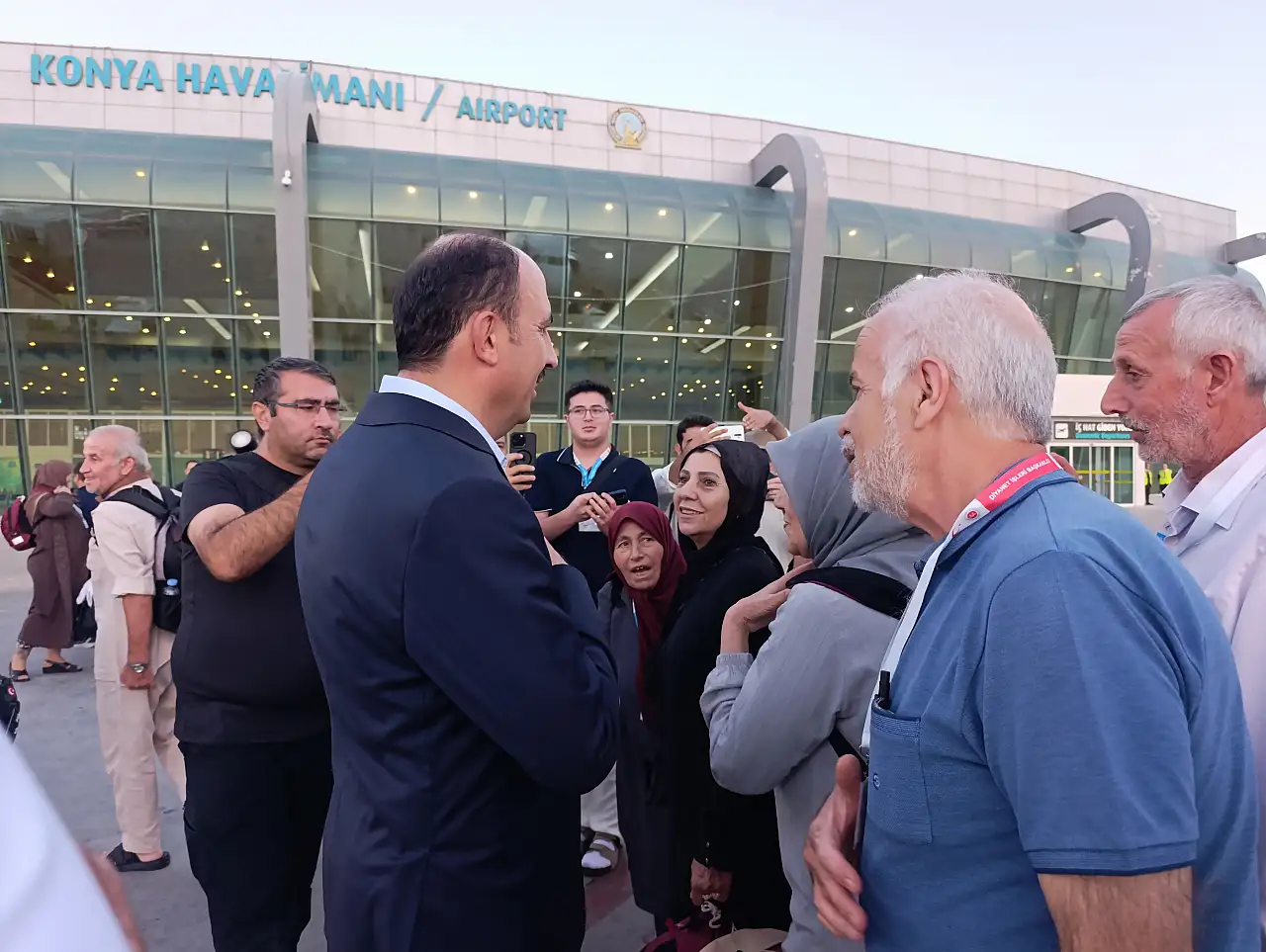 Vefa kafilesi Konya'ya döndü! Başkan Altay'dan sürpriz