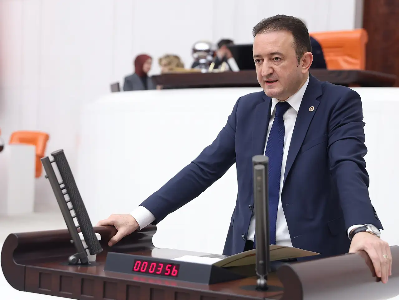 Milletvekili Bektaş: 'Ekmeğe, simide ve etli ekmeğe yapılan zam geçimi zorlayacak'